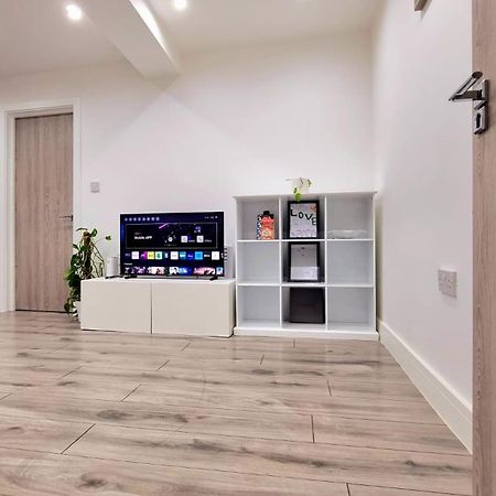 Brand New Flat Close To Turnpike Lane Tube Station Λονδίνο Εξωτερικό φωτογραφία