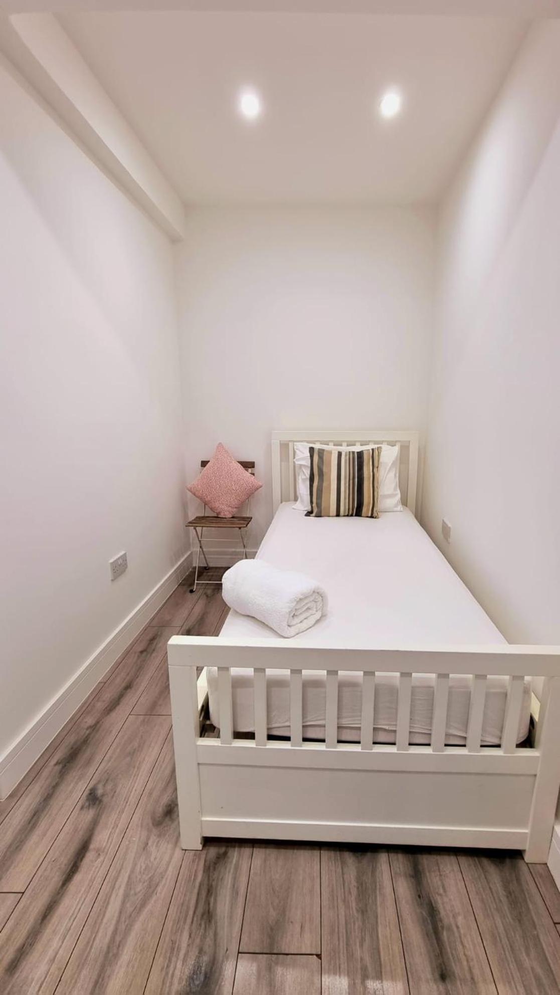 Brand New Flat Close To Turnpike Lane Tube Station Λονδίνο Εξωτερικό φωτογραφία